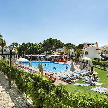 Spacious 3br In Vilamoura Old Village With Rooftop Bbq, Pools & Panoramic Views Casa de Férias Quarteira