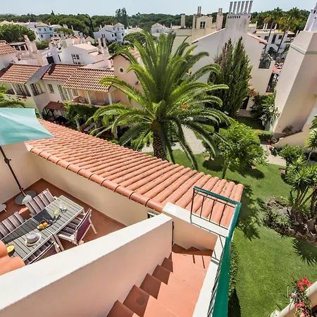 Nyaraló Spacious 3br In Vilamoura Old Village With Rooftop Bbq, Pools & Panoramic Views Quarteira