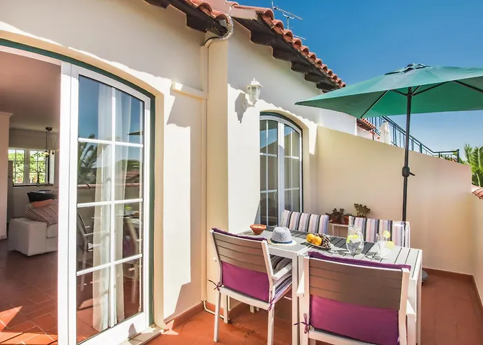 Spacious 3br In Vilamoura Old Village With Rooftop Bbq, Pools & Panoramic Views * Картейра